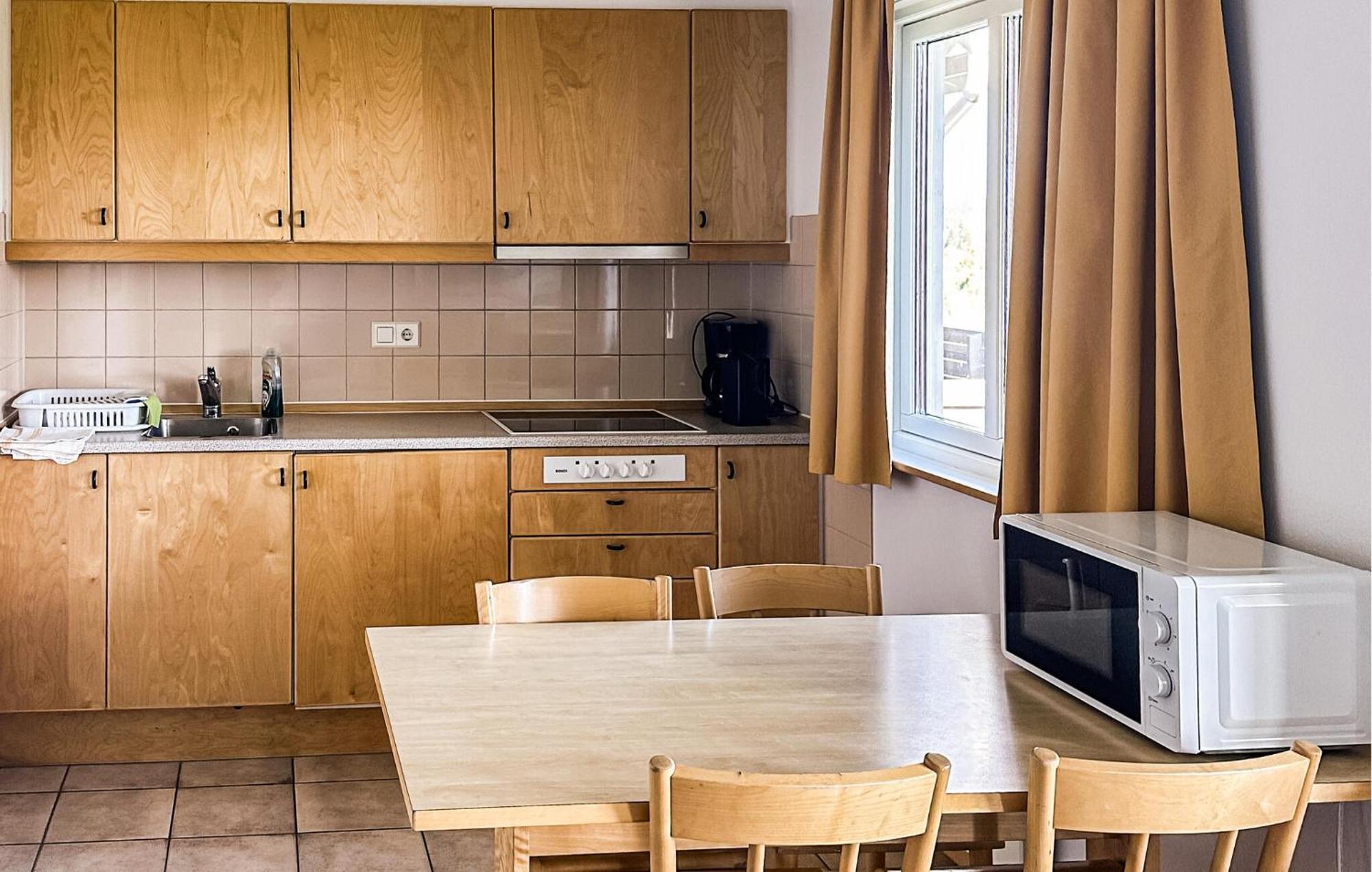 Lovely Home In Hok With Wifi Екстер'єр фото